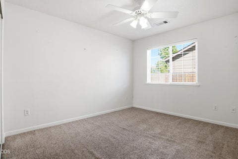 Tiny photo for 1005 N 10th Street, Central Point, OR 97502 (MLS # 220223270)