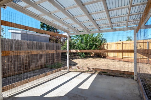 Tiny photo for 1005 N 10th Street, Central Point, OR 97502 (MLS # 220223270)