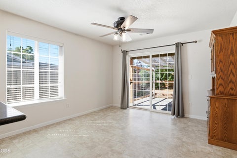 Tiny photo for 1005 N 10th Street, Central Point, OR 97502 (MLS # 220223270)