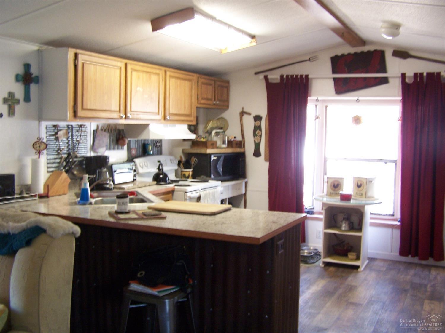 Romaine Village - Residential