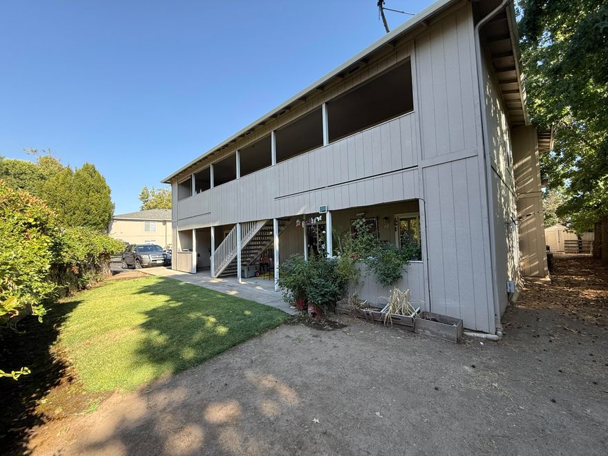 Great 4plex opportunity! Each unit is 2bed 1bath with spacious kitchen and living area. Washer and dryer hookups are available.  Conveniently located near shopping, schools, and restaurants! Fully occupied units and are up to market value.