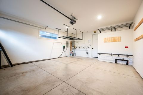 Tiny photo for 62667 NW McClain Drive, Bend, OR 97703 (MLS # 220212595)