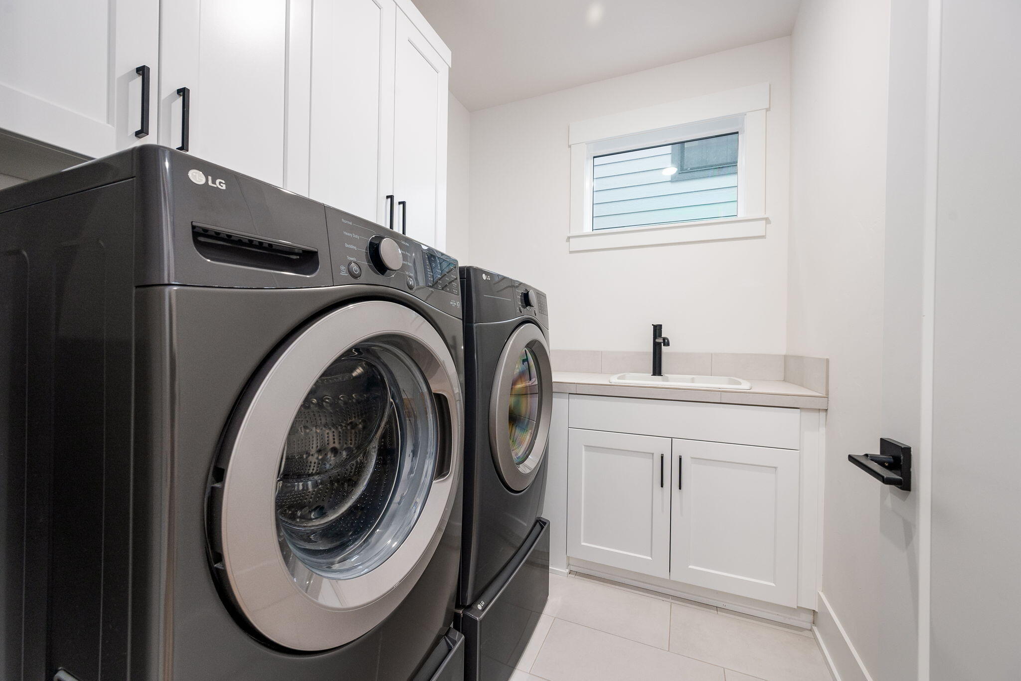 Skyline West - Residential