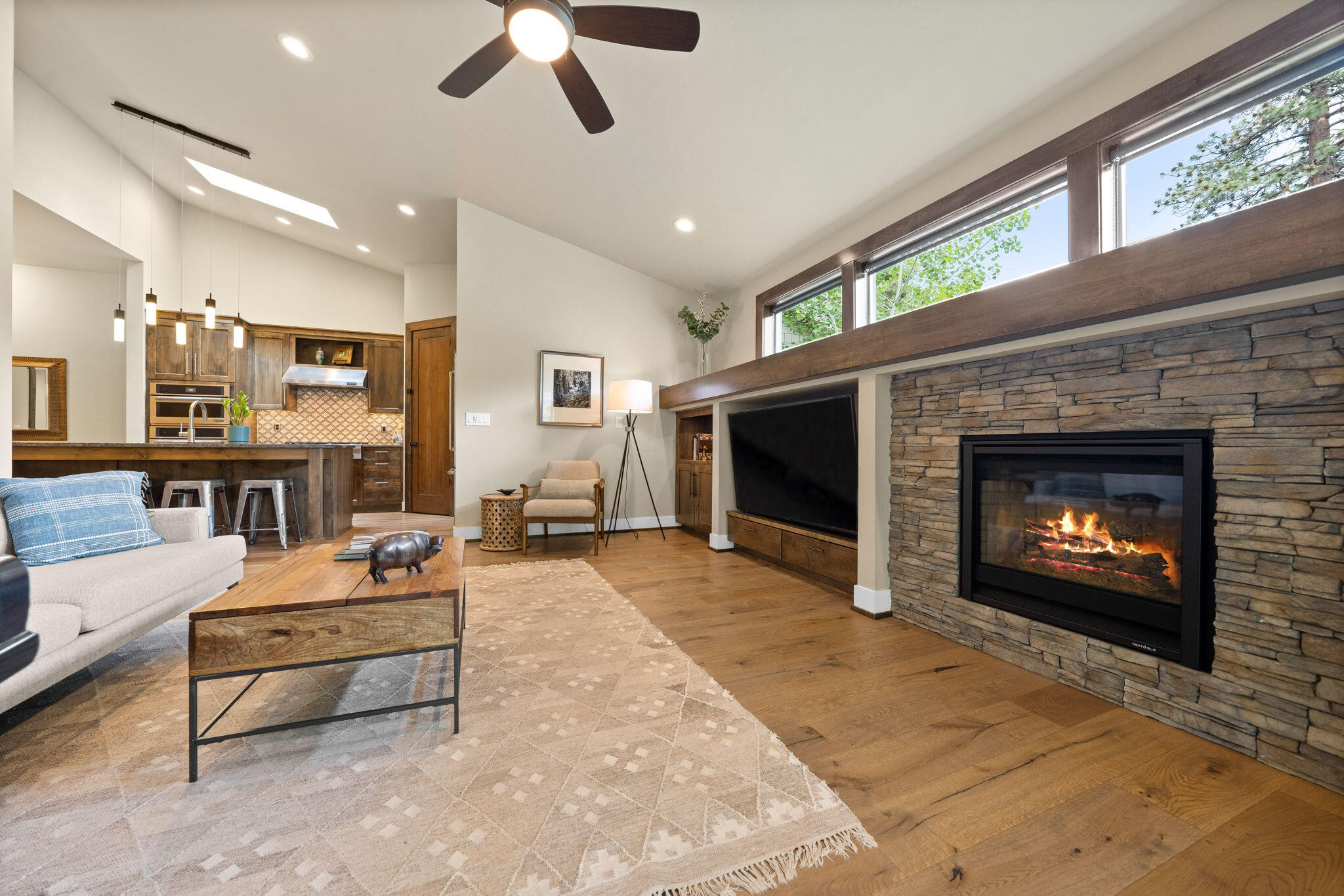 Broken Top - Residential