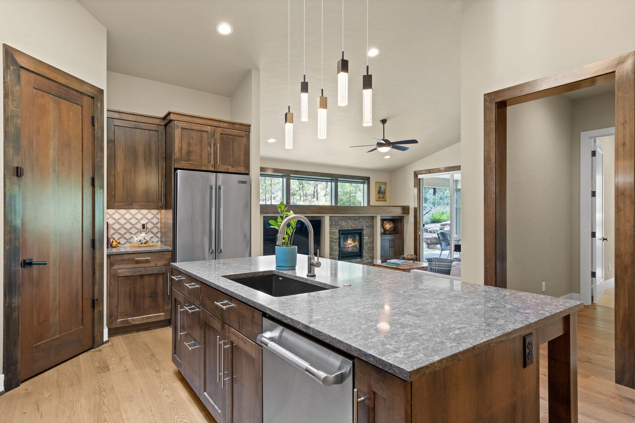 Broken Top - Residential