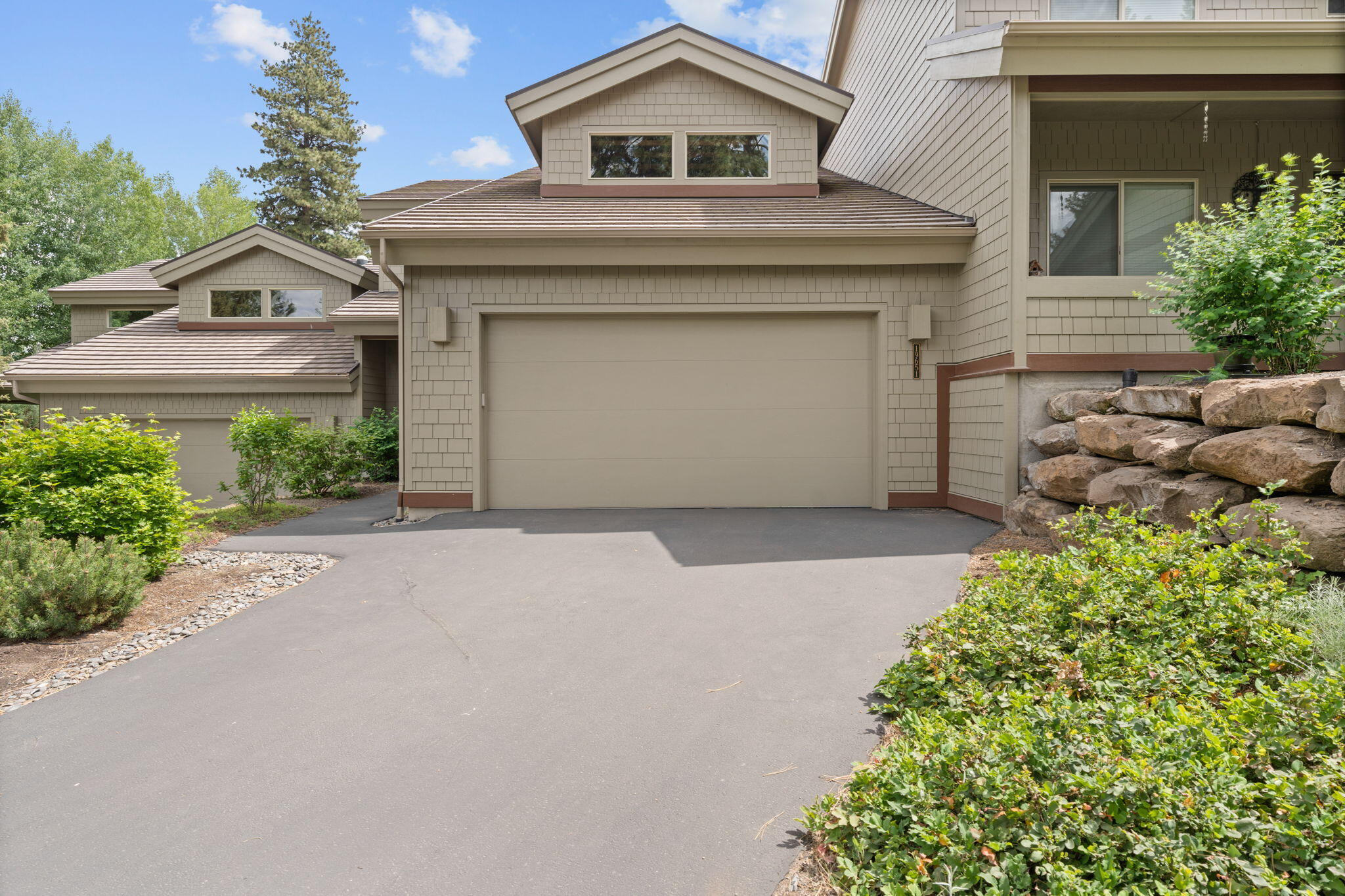 Broken Top - Residential