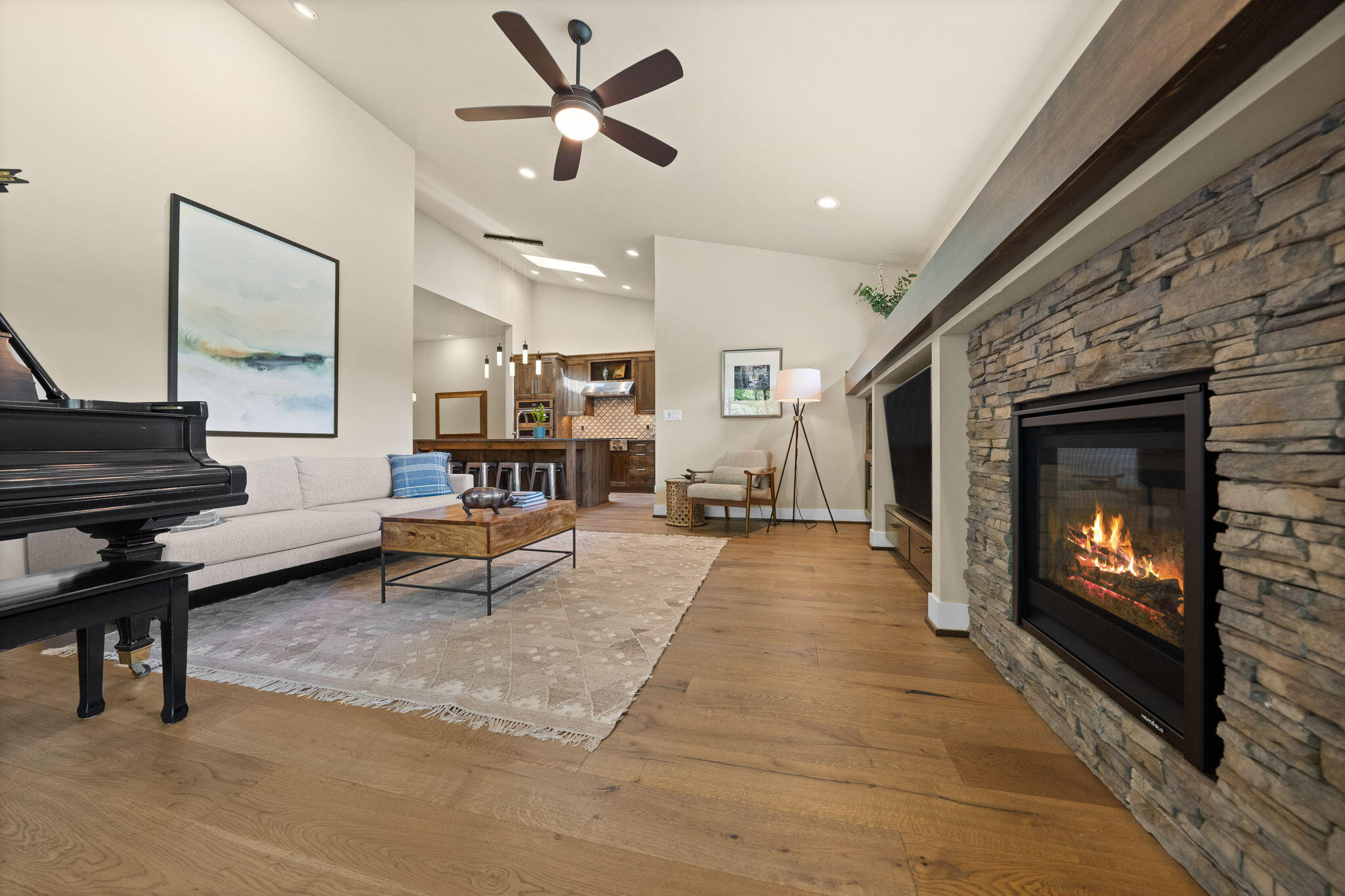 Broken Top - Residential