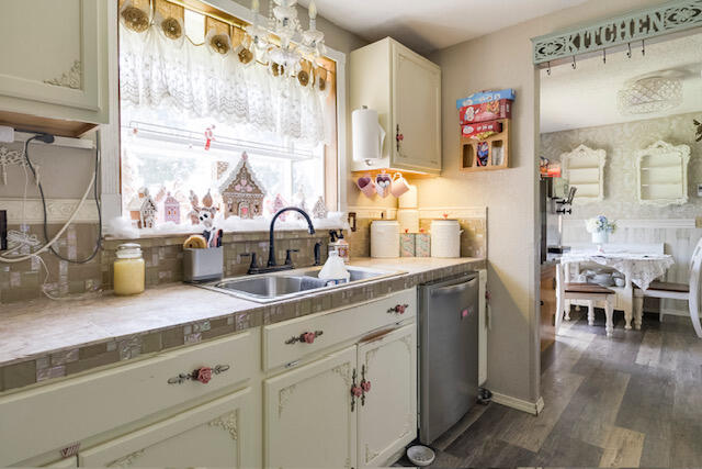 Desert Woods - Residential