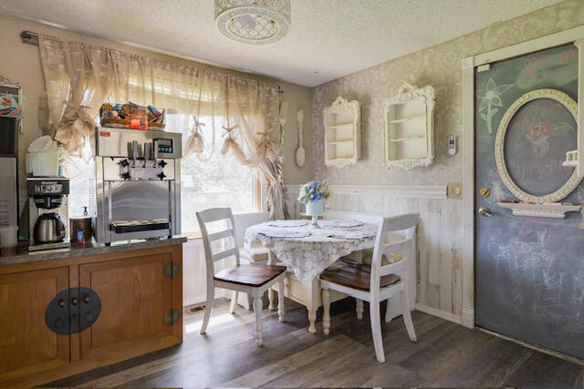 Desert Woods - Residential