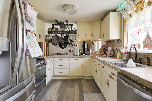 Desert Woods - Residential