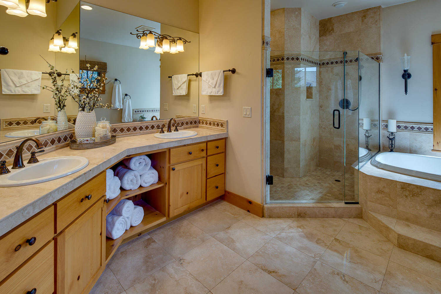 Eagle Crest - Residential