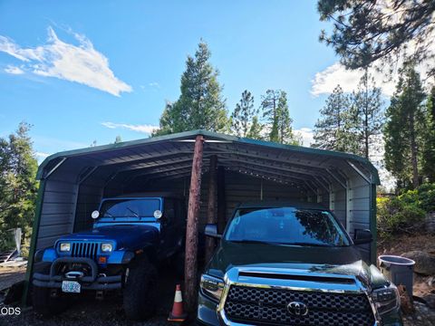Tiny photo for 31276 Seal Lane, Bonanza, OR 97623 (MLS # 220224566)