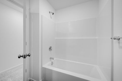 Tiny photo for 51787 Jubilee Pine Dr Dr, La Pine, OR 97739 (MLS # 220213904)