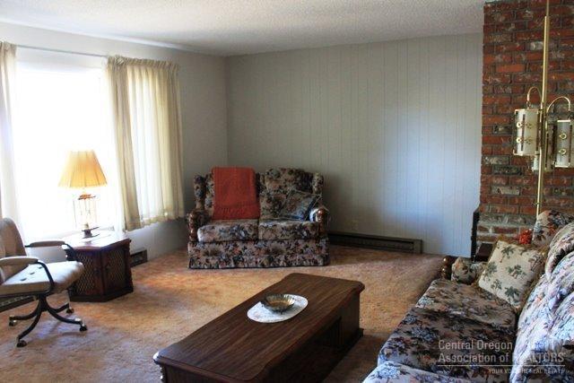 Oregon + Western - Residential