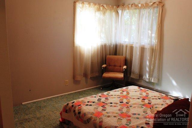 Oregon + Western - Residential