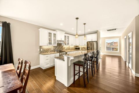 Tiny photo for 4477 Vista Pointe Drive, Medford, OR 97504 (MLS # 220217121)