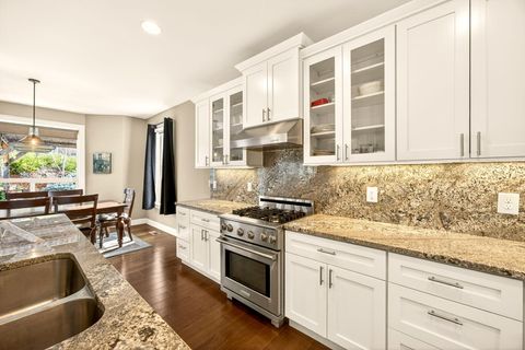 Tiny photo for 4477 Vista Pointe Drive, Medford, OR 97504 (MLS # 220217121)