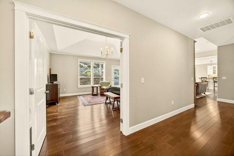 Tiny photo for 4477 Vista Pointe Drive, Medford, OR 97504 (MLS # 220217121)