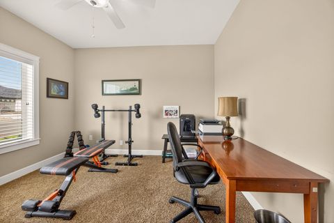 Tiny photo for 4477 Vista Pointe Drive, Medford, OR 97504 (MLS # 220217121)