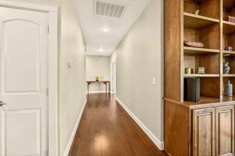 Tiny photo for 4477 Vista Pointe Drive, Medford, OR 97504 (MLS # 220217121)