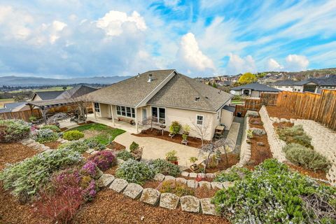 Tiny photo for 4477 Vista Pointe Drive, Medford, OR 97504 (MLS # 220217121)