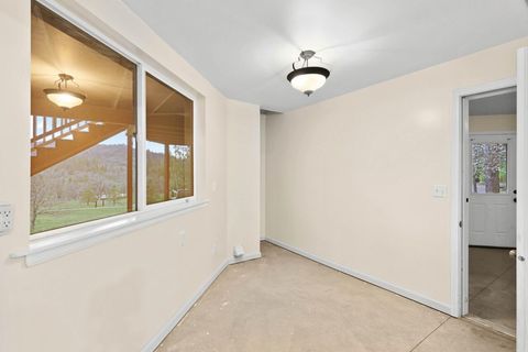 Tiny photo for 580 Ragsdale Road, Trail, OR 97541 (MLS # 220217800)