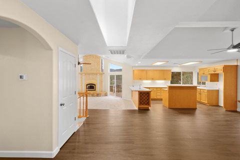 Tiny photo for 580 Ragsdale Road, Trail, OR 97541 (MLS # 220217800)