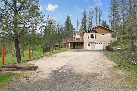Tiny photo for 580 Ragsdale Road, Trail, OR 97541 (MLS # 220217800)
