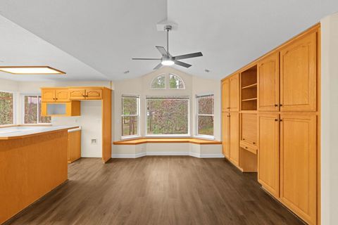 Tiny photo for 580 Ragsdale Road, Trail, OR 97541 (MLS # 220217800)