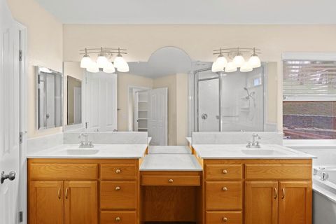 Tiny photo for 580 Ragsdale Road, Trail, OR 97541 (MLS # 220217800)