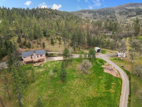 Tiny photo for 580 Ragsdale Road, Trail, OR 97541 (MLS # 220217800)