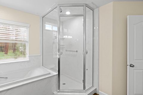 Tiny photo for 580 Ragsdale Road, Trail, OR 97541 (MLS # 220217800)