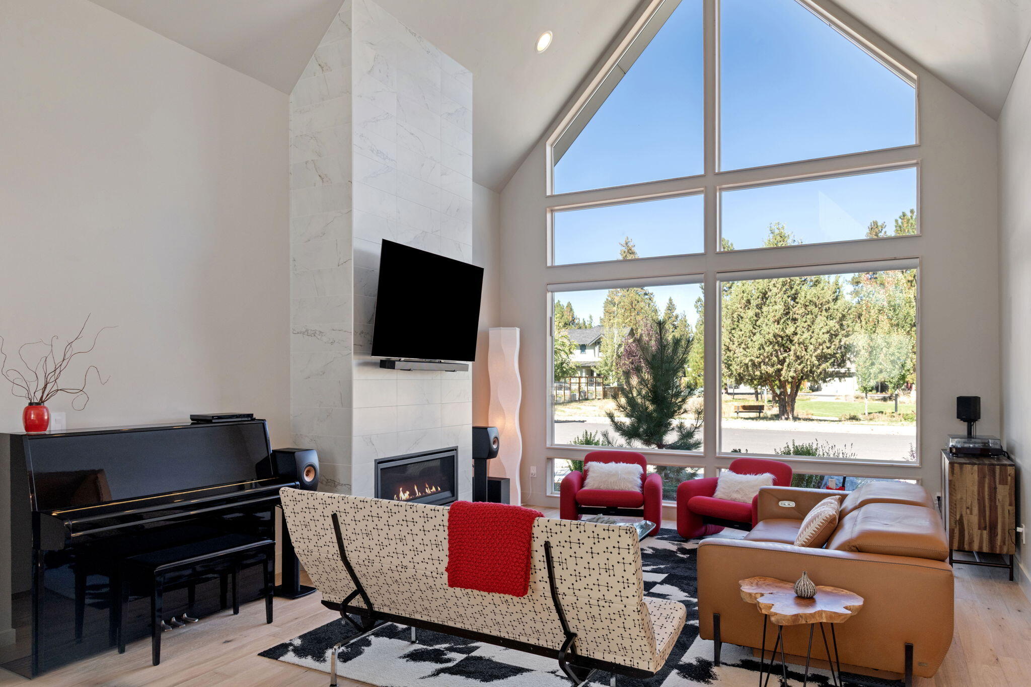 191 W Clearpine Drive