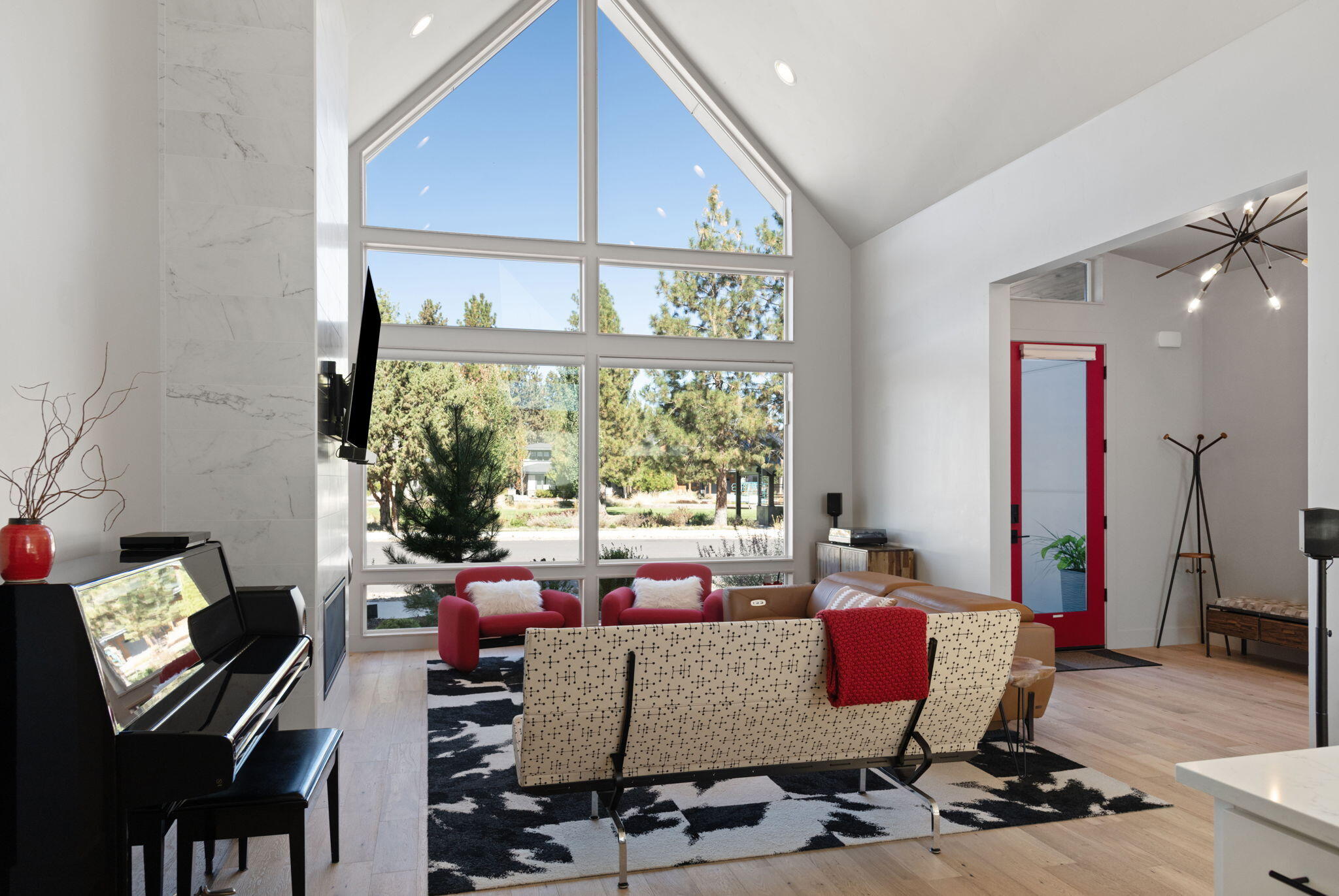 191 W Clearpine Drive