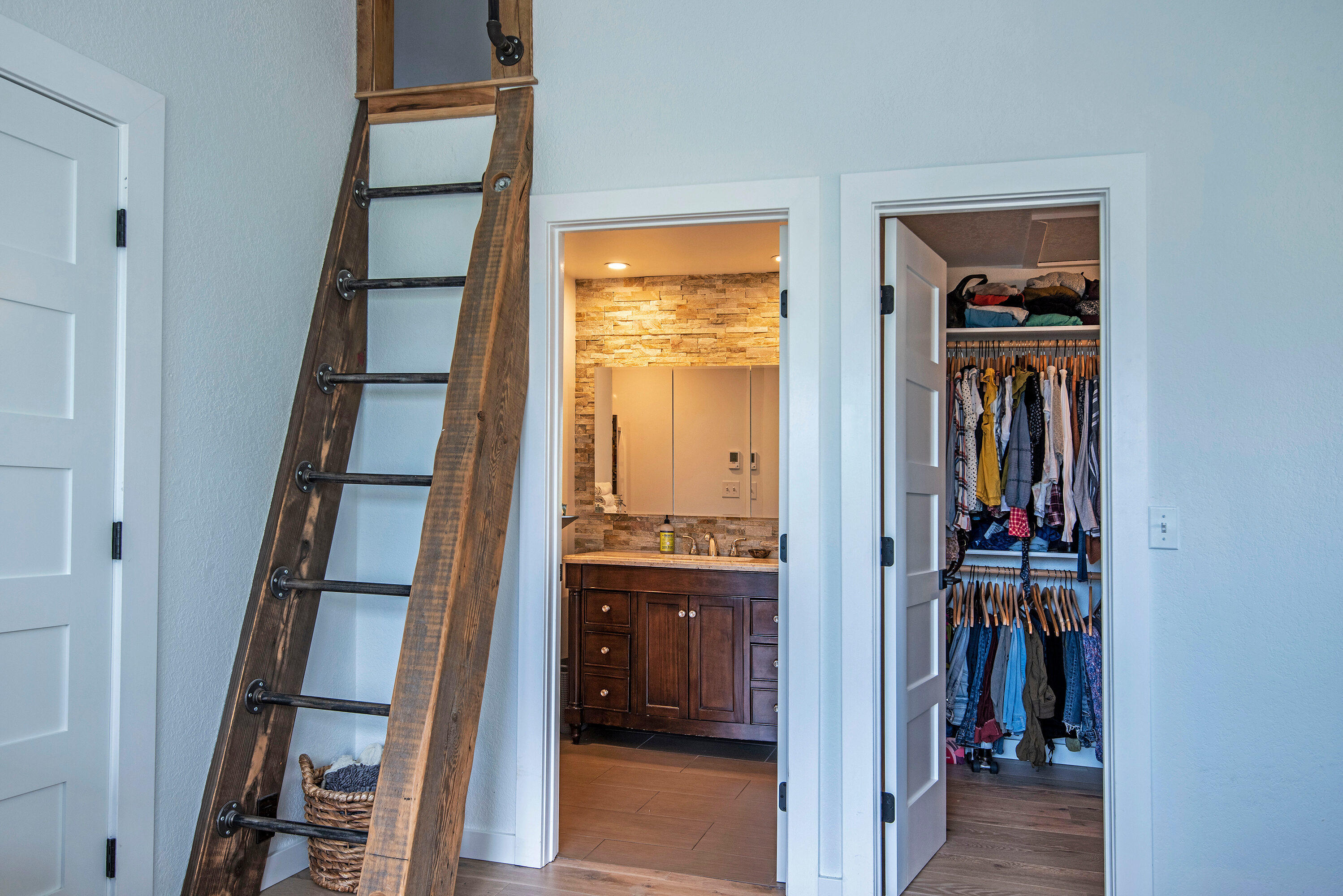 West Hills - Residential