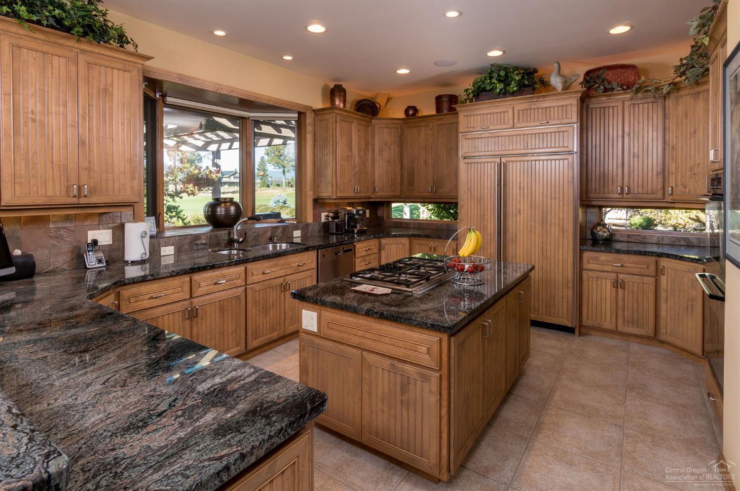 Broken Top - Residential