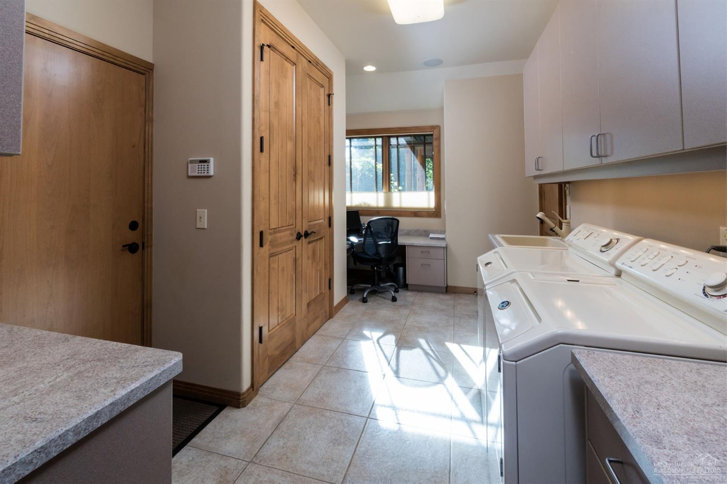 Broken Top - Residential