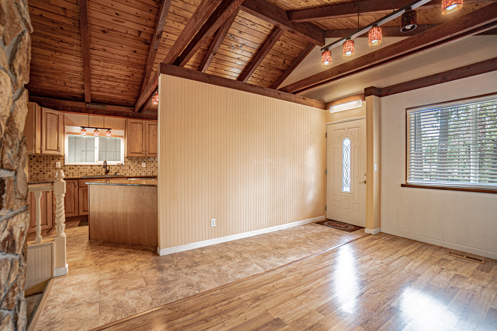 Land Of Many Oaks - Residential