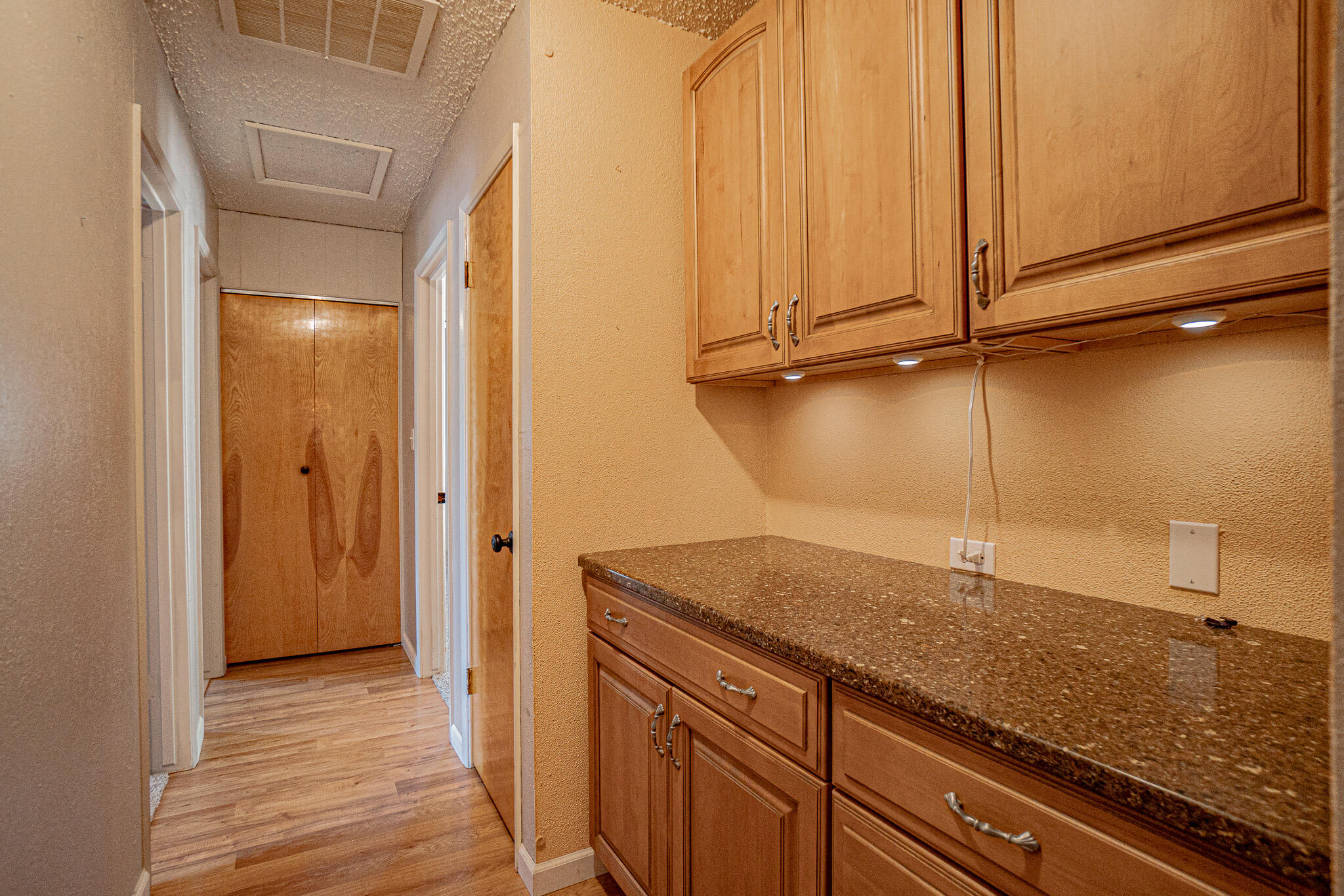 Land Of Many Oaks - Residential