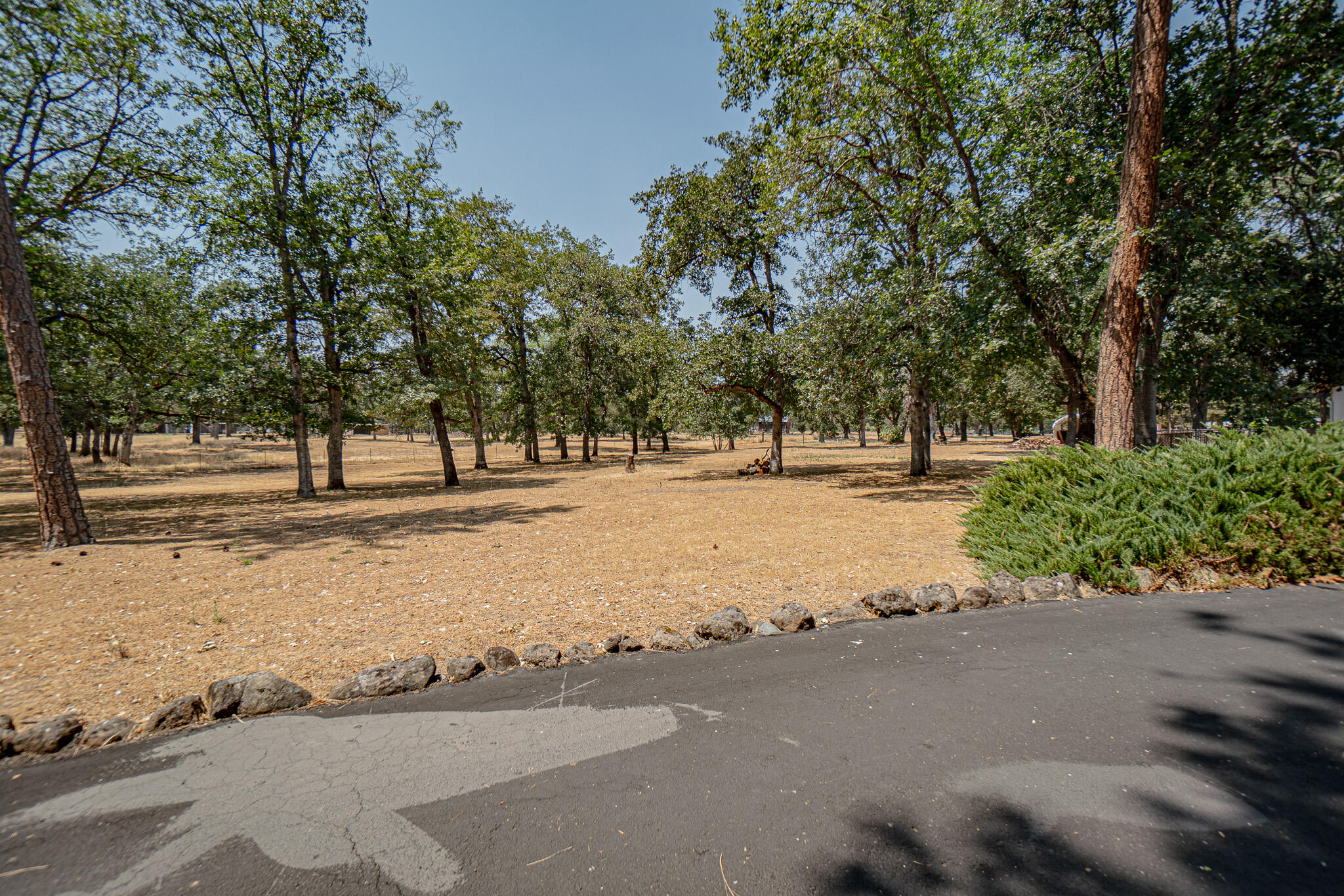 Land Of Many Oaks - Residential