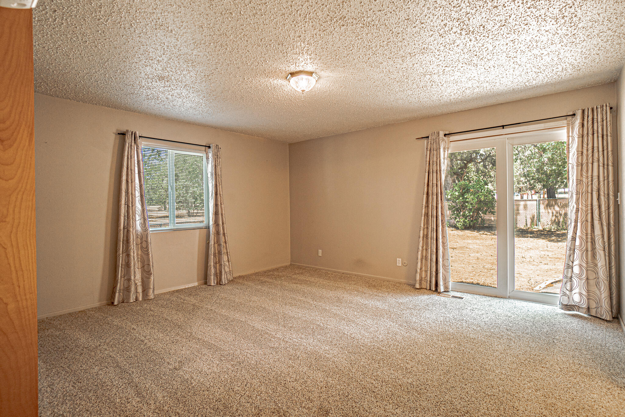 Land Of Many Oaks - Residential