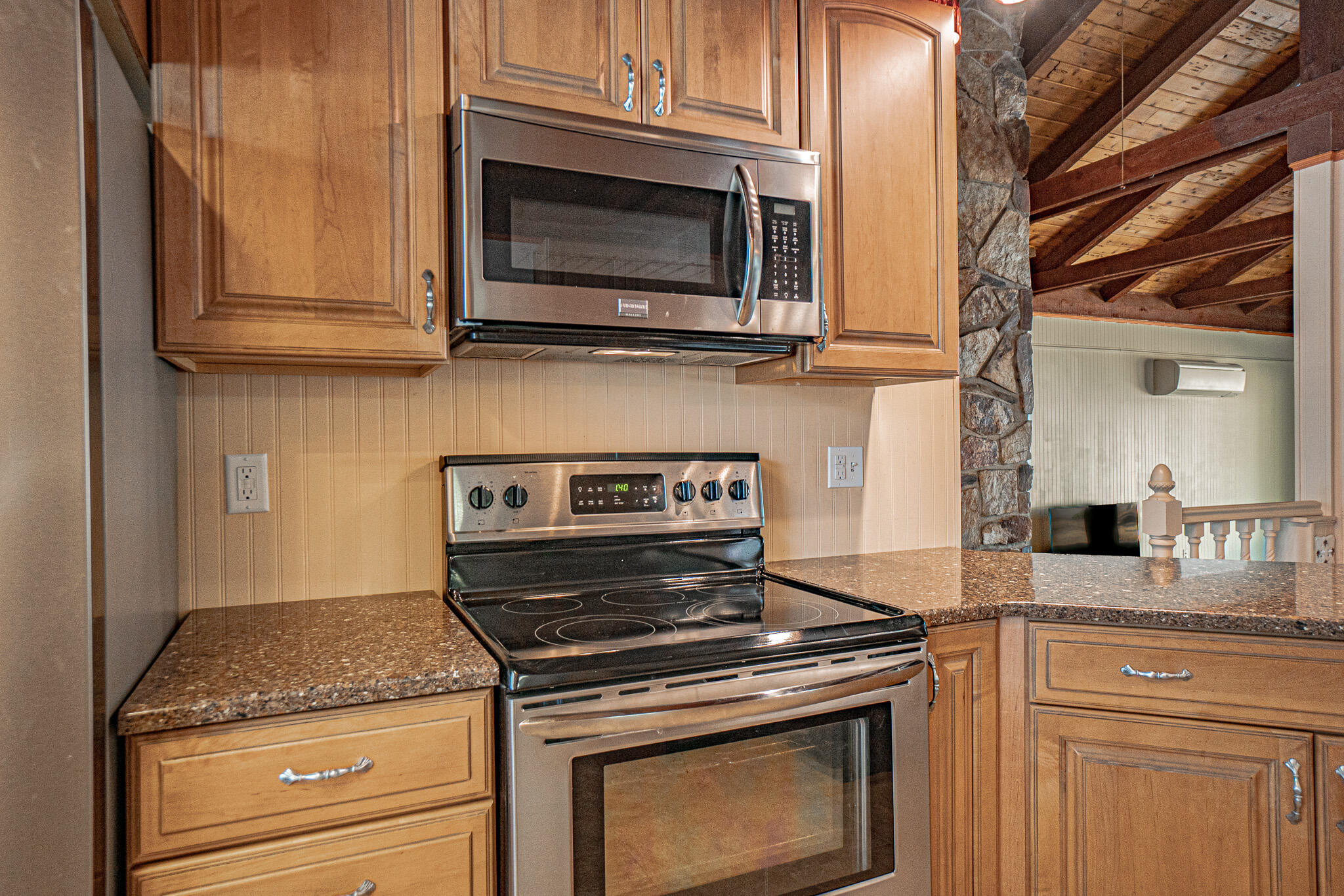 Land Of Many Oaks - Residential