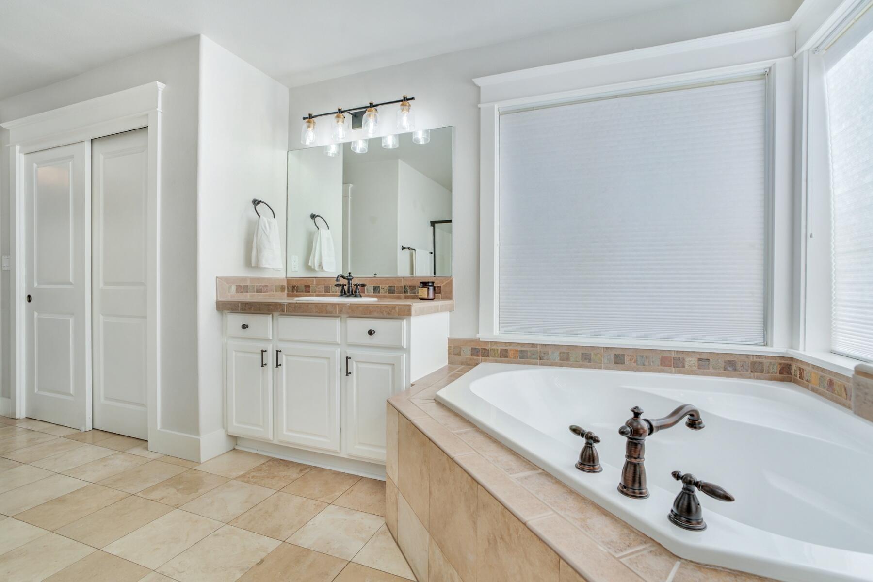 River Canyon Estates - Residential