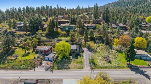 Tiny photo for 791 Lakeshore Drive, Klamath Falls, OR 97601 (MLS # 220211858)