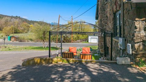 Tiny photo for 791 Lakeshore Drive, Klamath Falls, OR 97601 (MLS # 220211858)