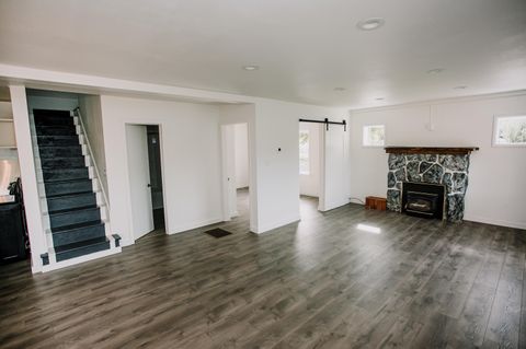 Tiny photo for 791 Lakeshore Drive, Klamath Falls, OR 97601 (MLS # 220211858)