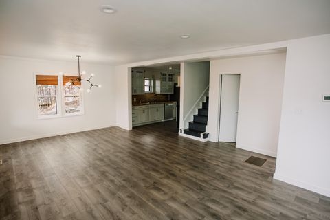 Tiny photo for 791 Lakeshore Drive, Klamath Falls, OR 97601 (MLS # 220211858)