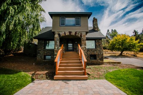 Tiny photo for 791 Lakeshore Drive, Klamath Falls, OR 97601 (MLS # 220211858)