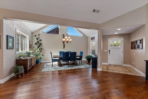 Tiny photo for 72 Pineridge Lane, Eagle Point, OR 97524 (MLS # 220219461)