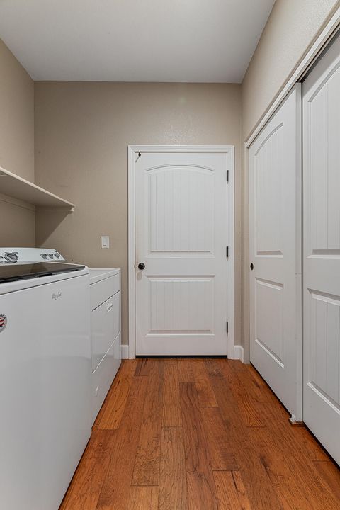 Tiny photo for 72 Pineridge Lane, Eagle Point, OR 97524 (MLS # 220219461)